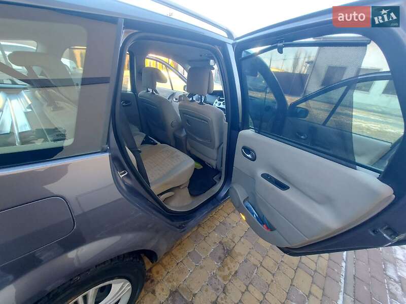 Минивэн Renault Grand Scenic 2005 в Тернополе фото 27 Минивэн Renault Grand Scenic 2005 в Тернополе