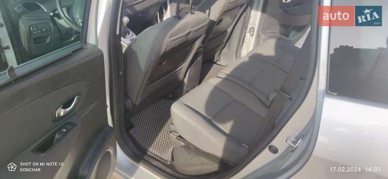 Мінівен Renault Grand Scenic 2011 в Тростянці