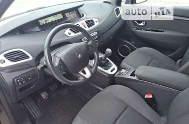 Минивэн Renault Grand Scenic 2009 в Косове