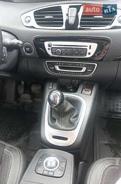 Минивэн Renault Grand Scenic 2014 в 