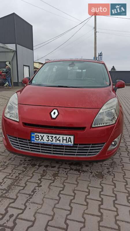 Минивэн Renault Grand Scenic 2009 в Красилове