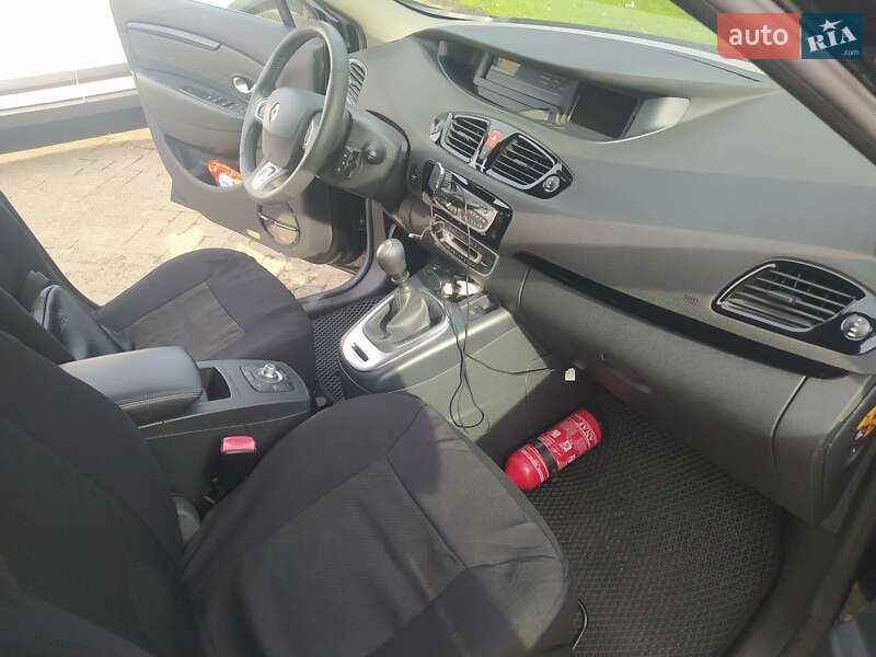 Минивэн Renault Grand Scenic 2011 в Харькове
