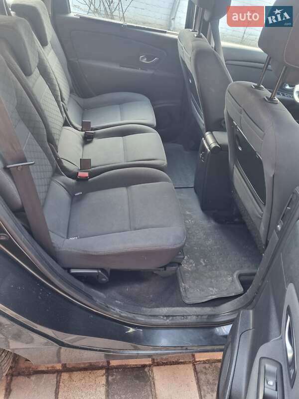 Минивэн Renault Grand Scenic 2010 в Ровно фото 8 Минивэн Renault Grand Scenic 2010 в Ровно