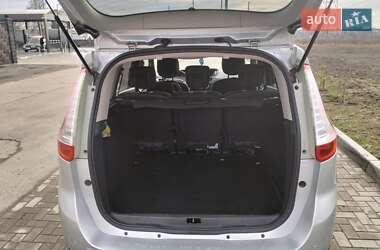 Минивэн Renault Grand Scenic 2012 в Клевани