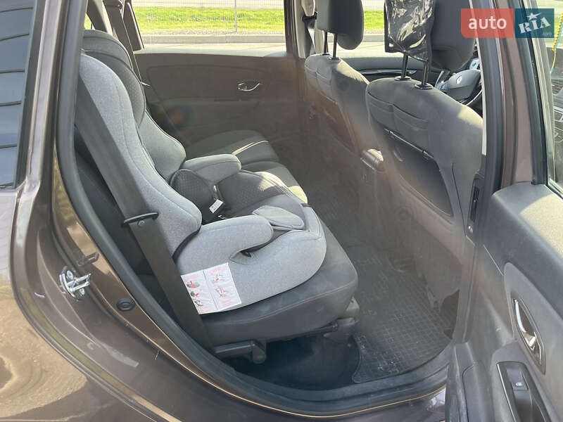 Мінівен Renault Grand Scenic 2013 в Дніпрі