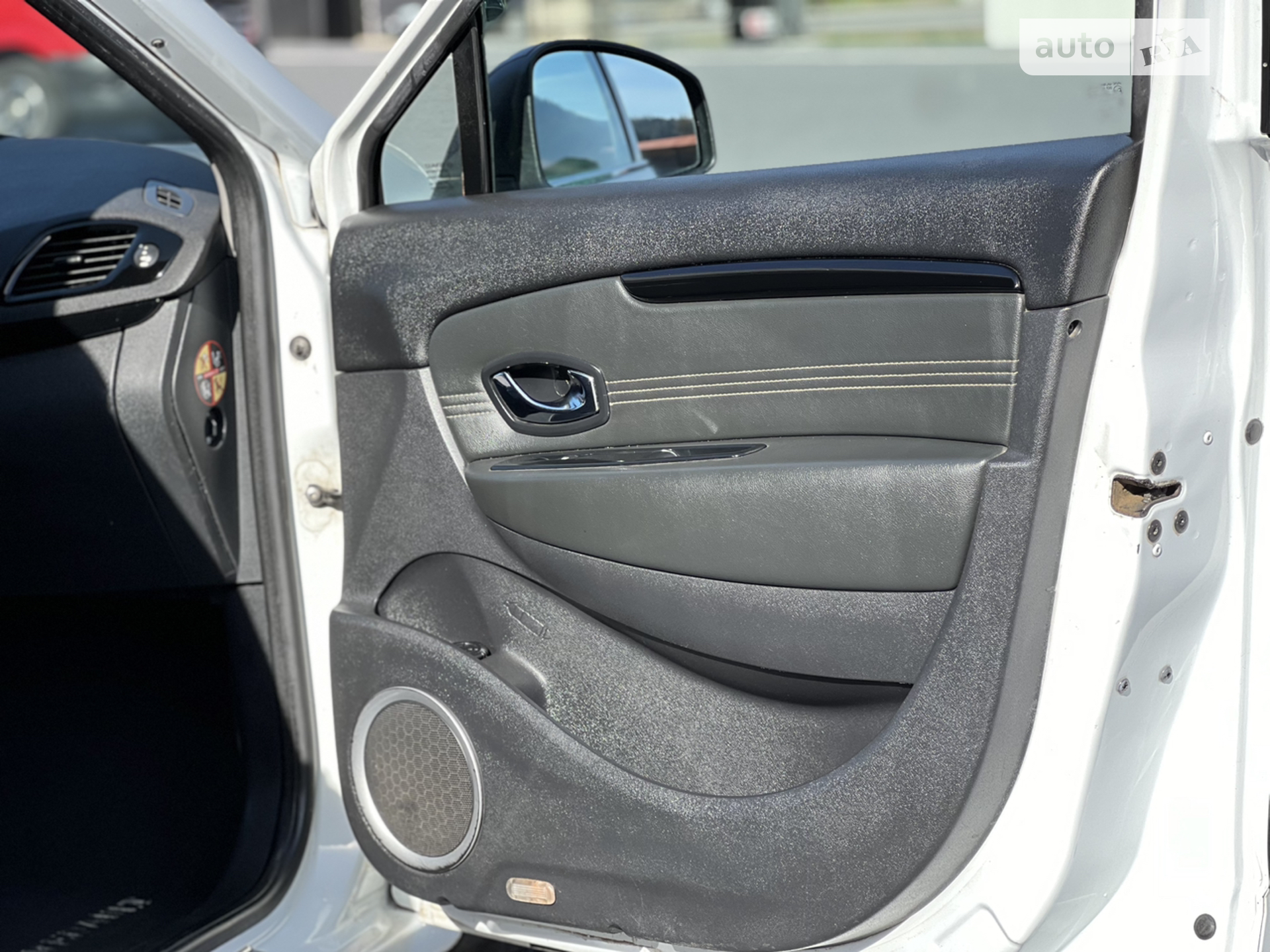 2011 Renault Scenic - мініатюра 45