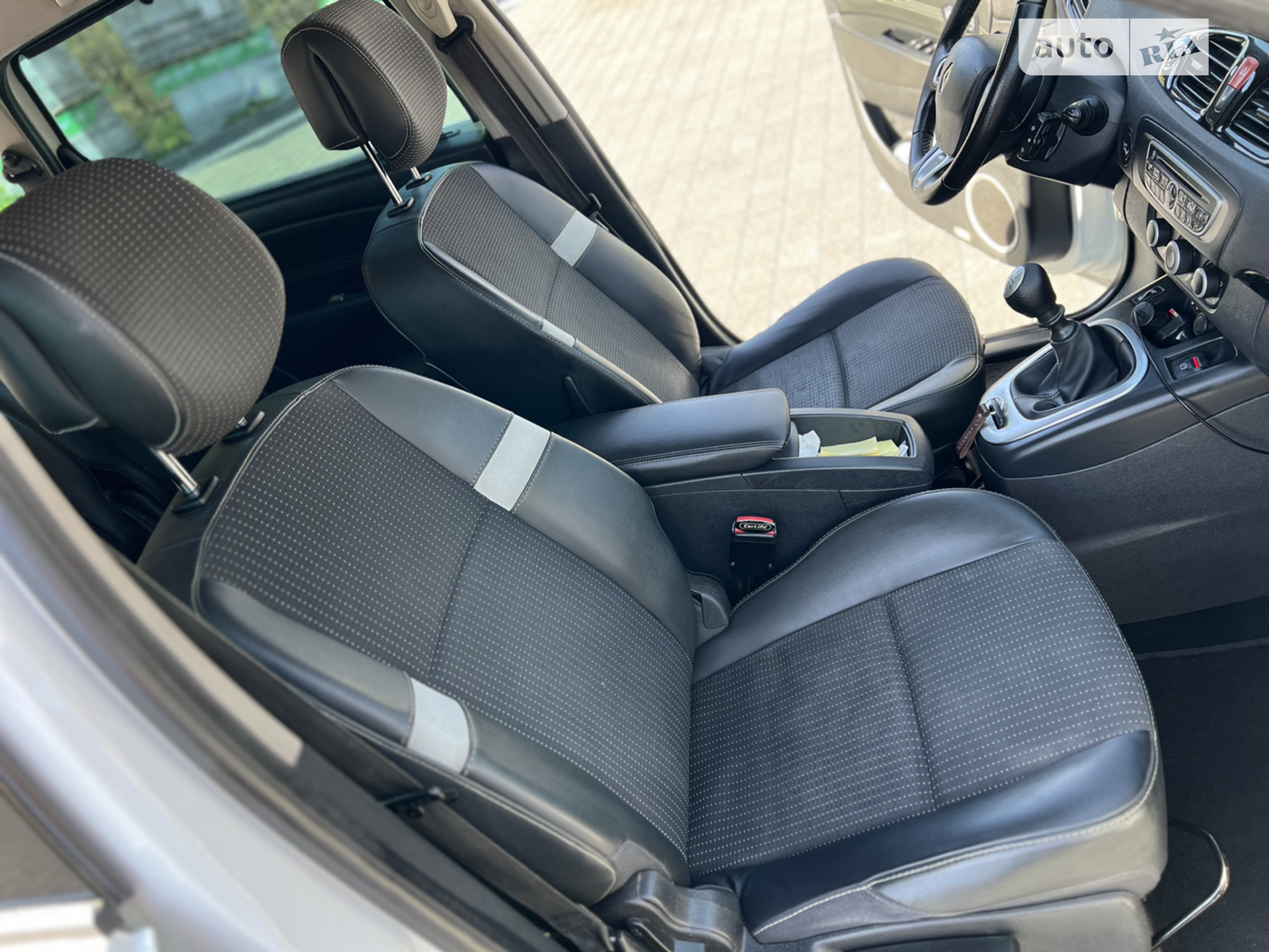 2011 Renault Scenic - мініатюра 49