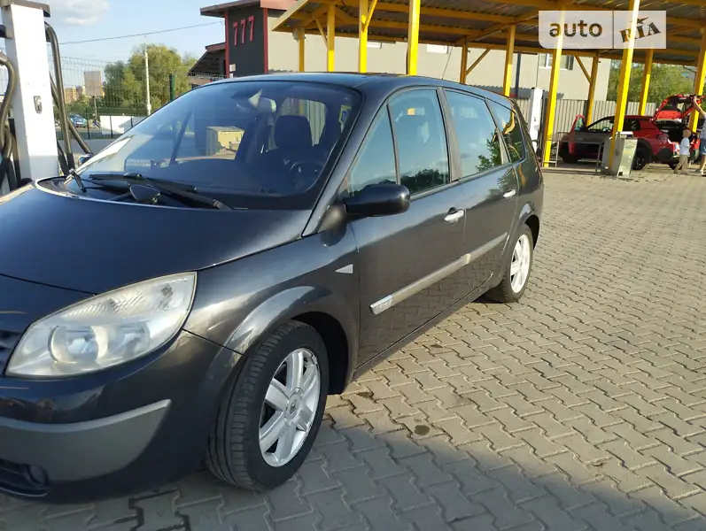 Renault Grand Scenic 2004