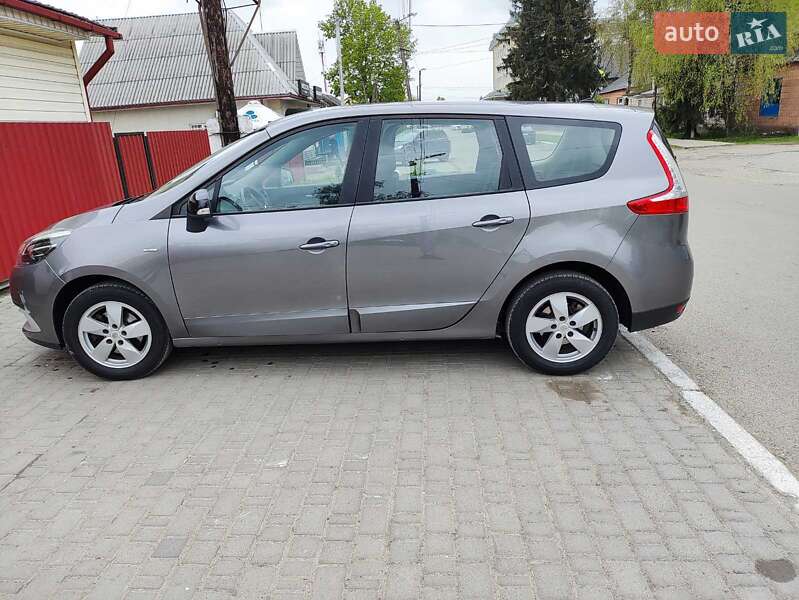 Минивэн Renault Grand Scenic 2015 в Рокитном