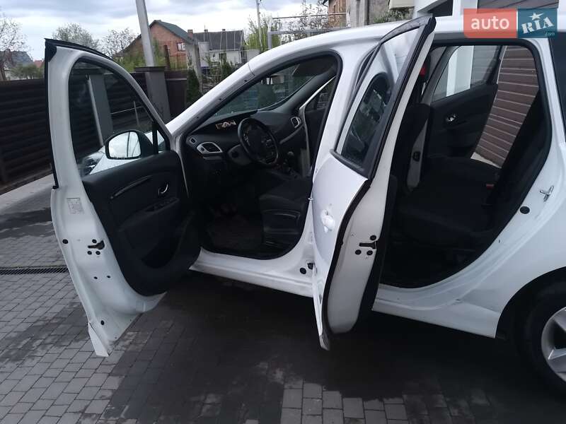 Мінівен Renault Grand Scenic 2014 в Городку