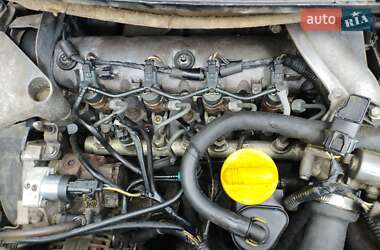 Минивэн Renault Grand Scenic 2005 в 
