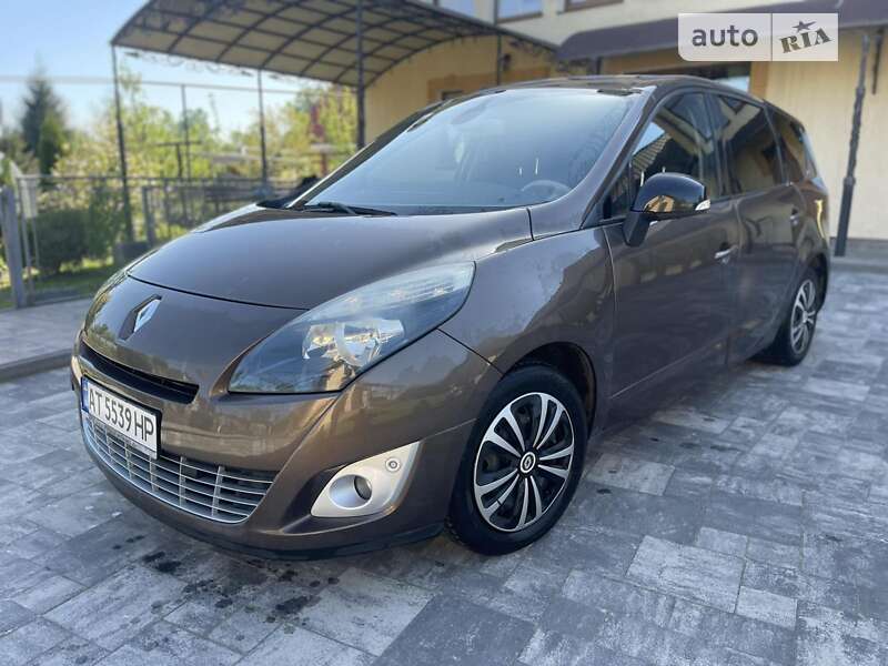 Минивэн Renault Grand Scenic 2011 в Ивано-Франковске