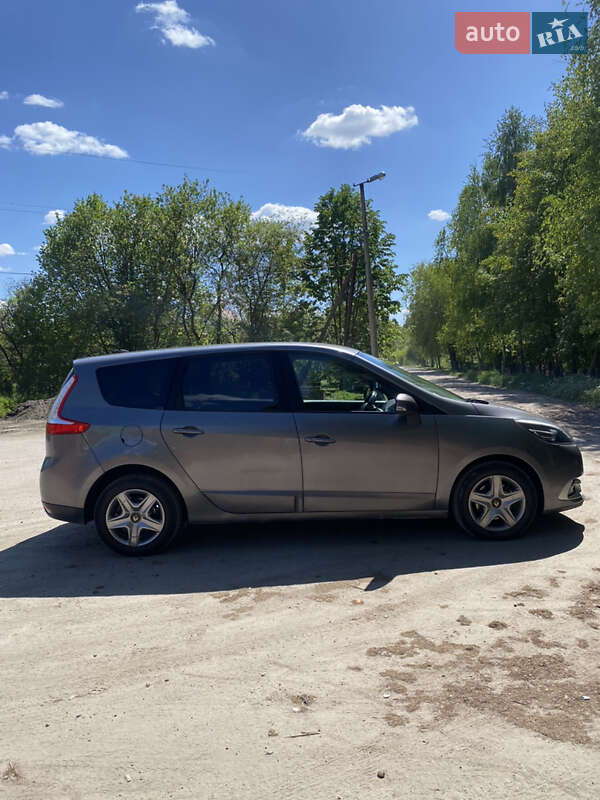 Минивэн Renault Grand Scenic 2014 в Рокитном