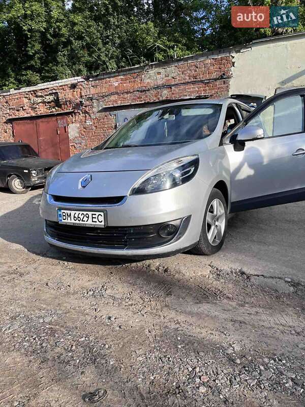 Мінівен Renault Grand Scenic 2012 в Охтирці