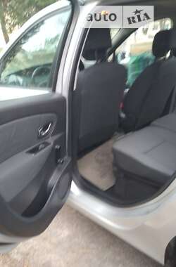 Мінівен Renault Grand Scenic 2013 в 