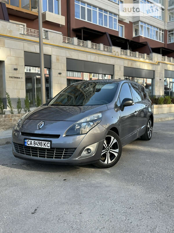 Мінівен Renault Grand Scenic 2010 в Умані