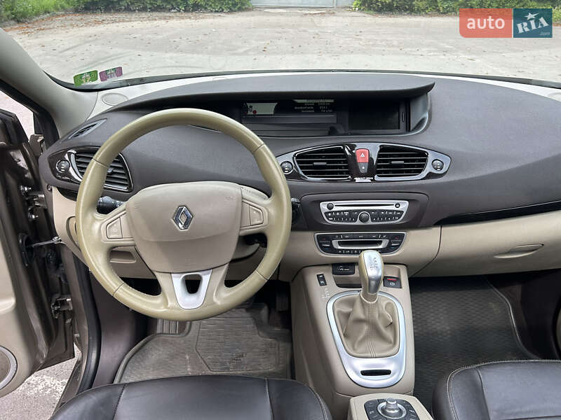 Минивэн Renault Grand Scenic 2011 в Луцке