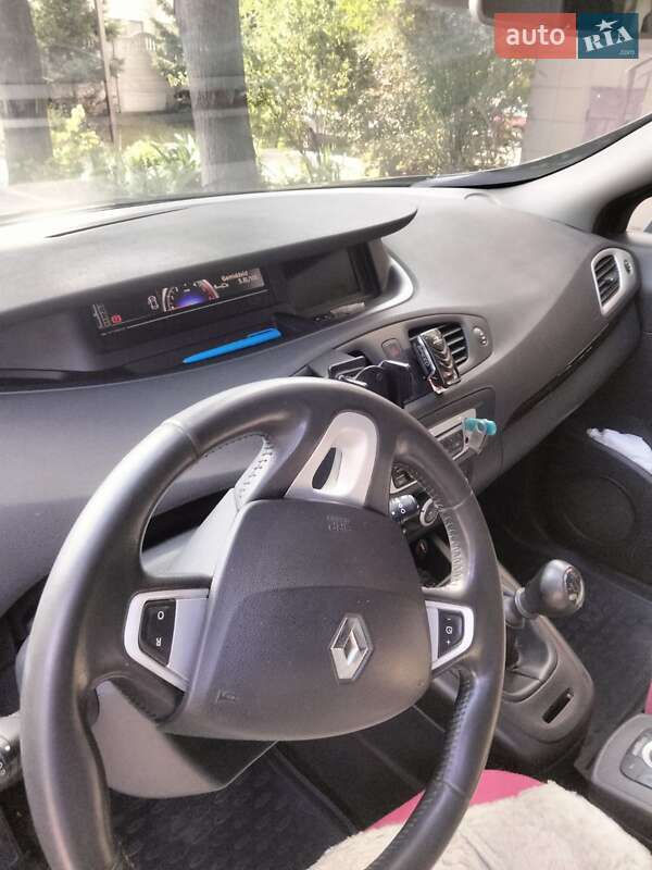 Минивэн Renault Grand Scenic 2012 в Ивано-Франковске