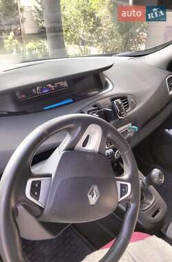 Мінівен Renault Grand Scenic 2012 в Івано-Франківську