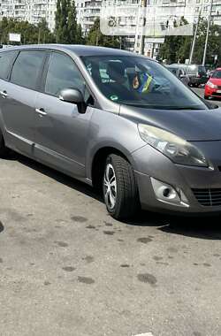 Минивэн Renault Grand Scenic 2010 в Харькове