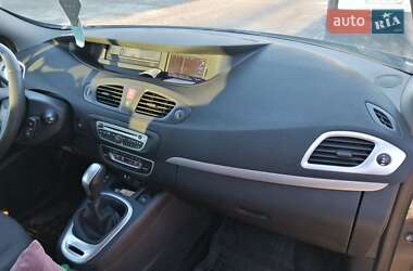 Минивэн Renault Grand Scenic 2010 в Вишневом