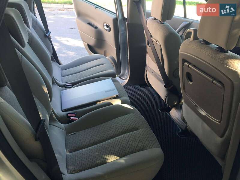 Минивэн Renault Grand Scenic 2006 в Хмельнике