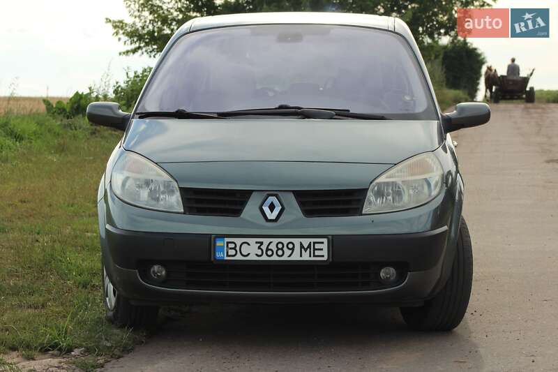 Минивэн Renault Grand Scenic 2004 в Сокале