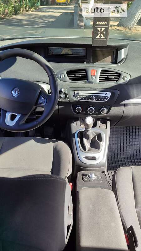 Мінівен Renault Grand Scenic 2010 в Кривому Розі фото 7 Мінівен Renault Grand Scenic 2010 в Кривому Розі