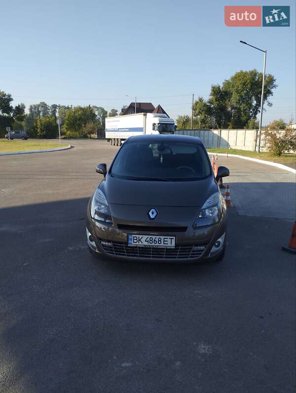 Минивэн Renault Grand Scenic 2009 в Костополе