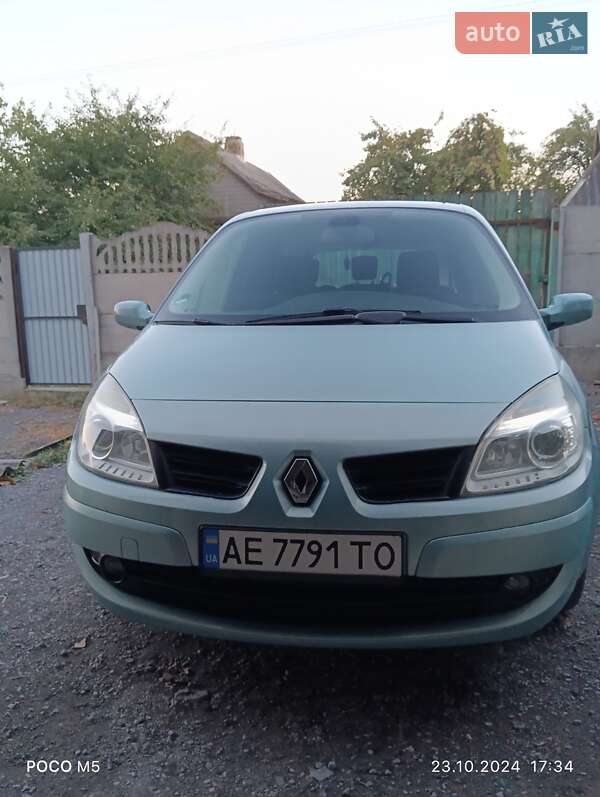 Минивэн Renault Grand Scenic 2008 в 