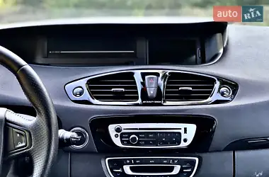 Renault Grand Scenic 2013