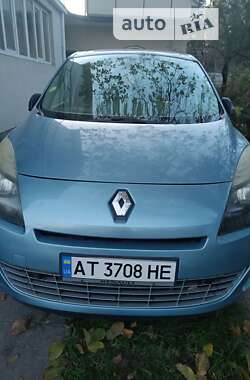 Мінівен Renault Grand Scenic 2011 в Івано-Франківську