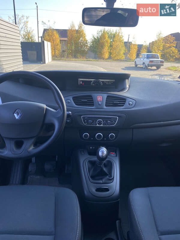 Мінівен Renault Grand Scenic 2009 в П'ятихатках
