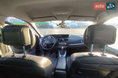 Минивэн Renault Grand Scenic 2010 в 