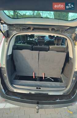 Минивэн Renault Grand Scenic 2010 в 