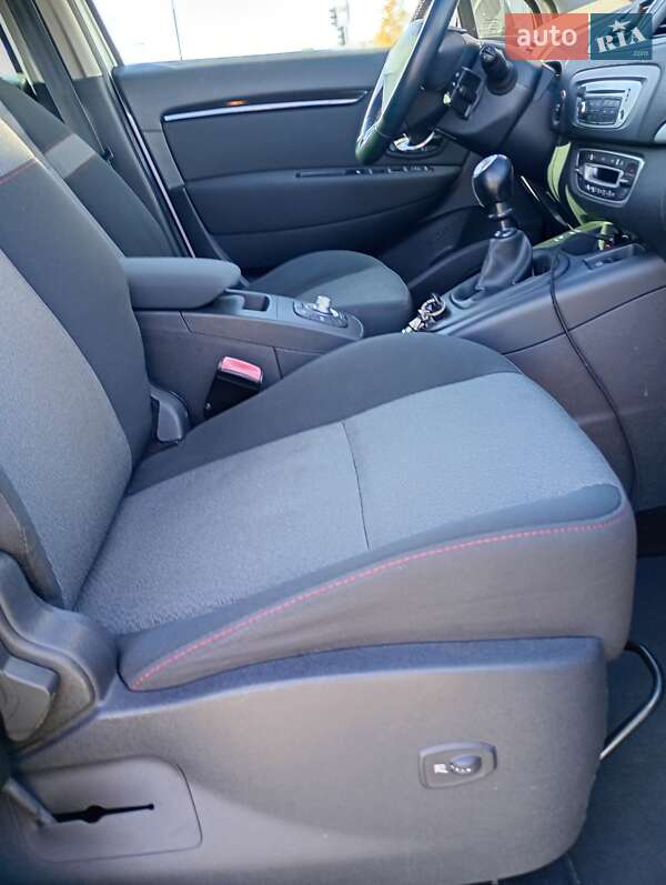 Минивэн Renault Grand Scenic 2013 в Луцке
