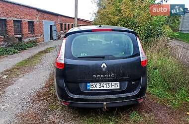 Минивэн Renault Grand Scenic 2010 в 