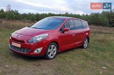 Мінівен Renault Grand Scenic 2010 в Луцьку