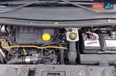 Минивэн Renault Grand Scenic 2011 в 