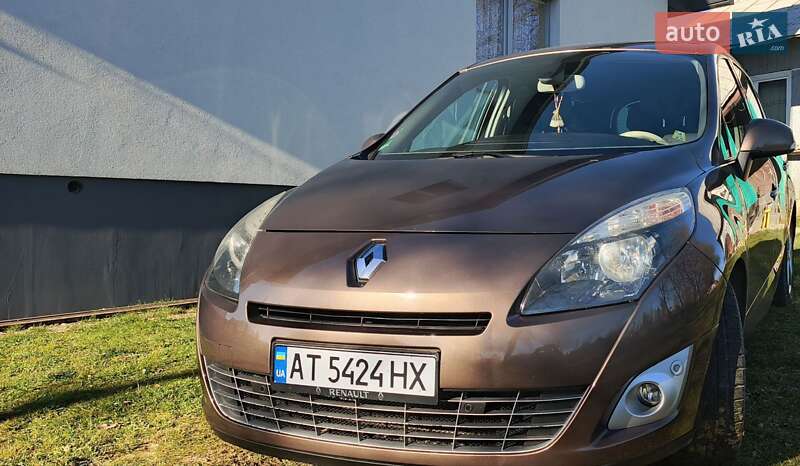 Мінівен Renault Grand Scenic 2009 в Івано-Франківську