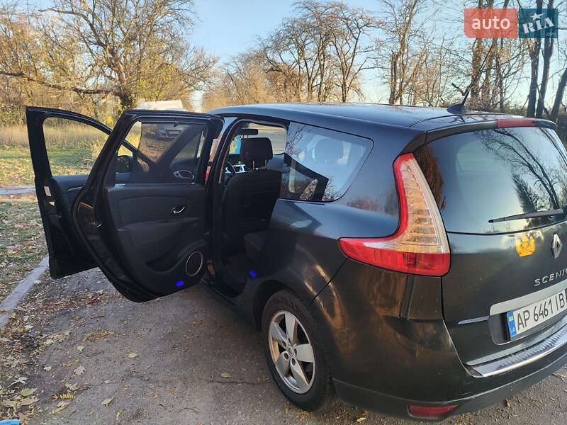 Минивэн Renault Grand Scenic 2010 в Запорожье