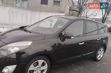 Минивэн Renault Grand Scenic 2011 в Могилев-Подольске