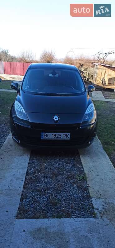 Renault Grand Scenic 2010