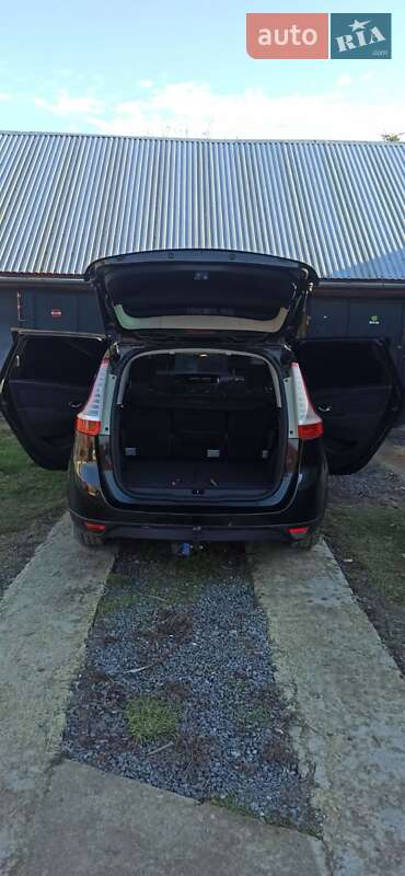 Минивэн Renault Grand Scenic 2010 в Буске