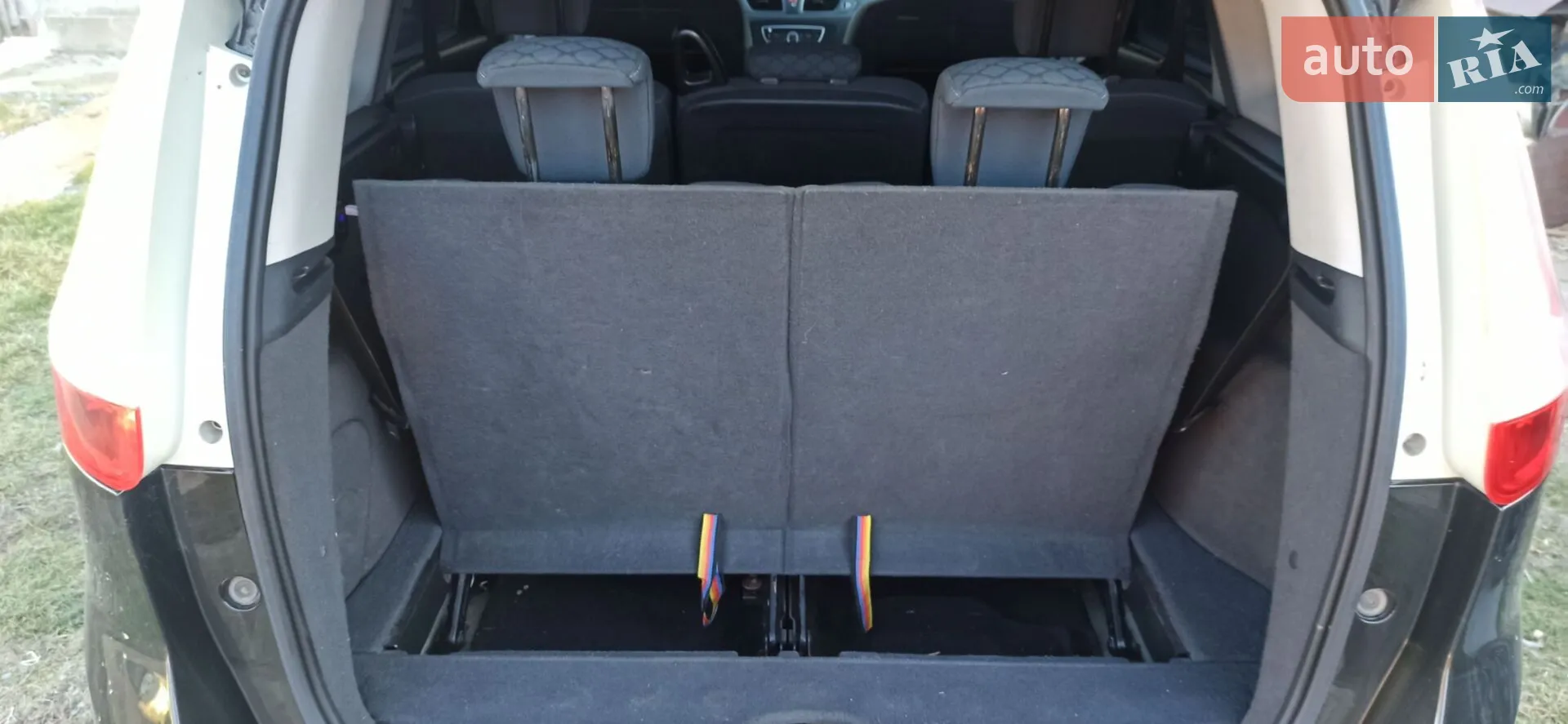 2010 Renault Scenic - мініатюра 23