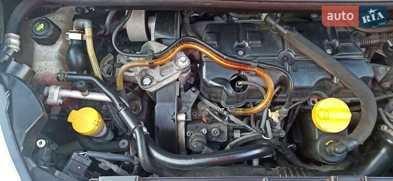 Минивэн Renault Grand Scenic 2010 в Буске