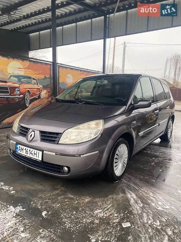 Renault Grand Scenic 2005