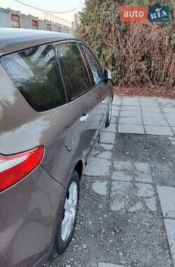 Мінівен Renault Grand Scenic 2010 в Львові