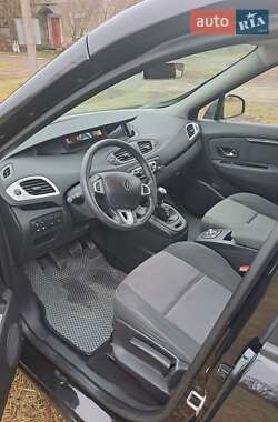 Мінівен Renault Grand Scenic 2012 в 