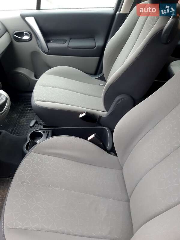 Мінівен Renault Grand Scenic 2007 в Пирятині